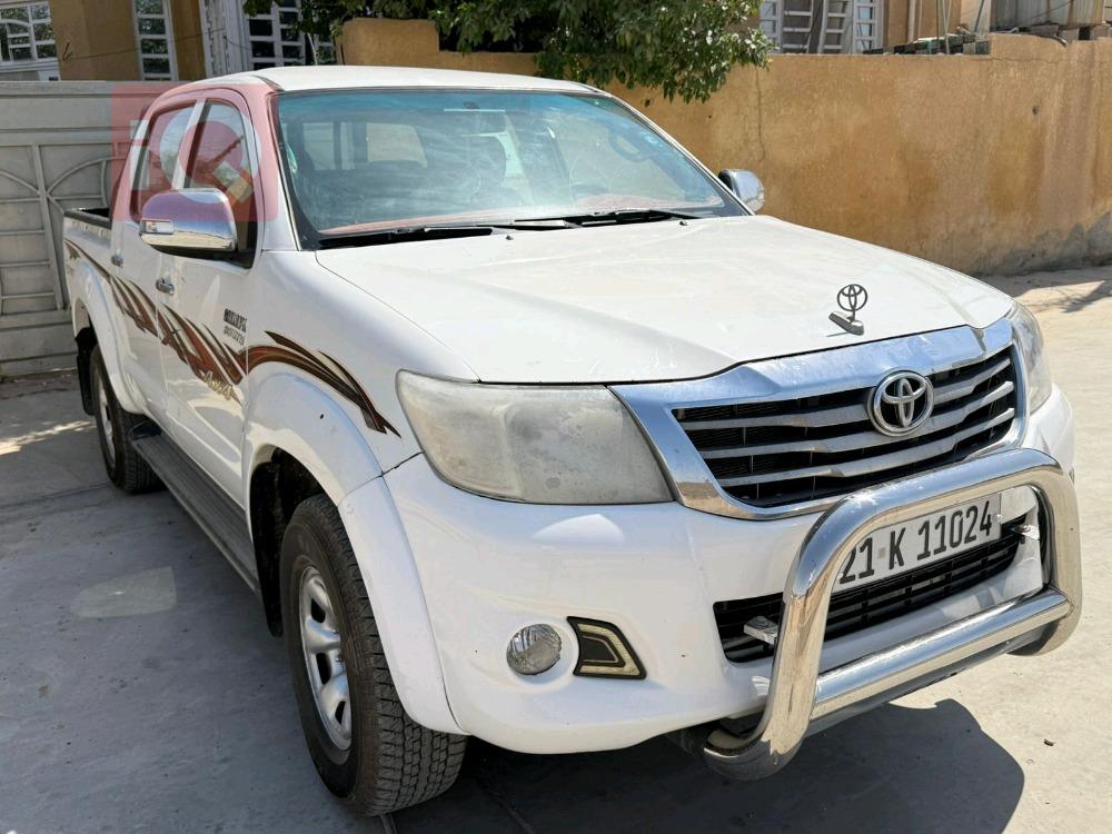 تۆیۆتا هایلۆکس